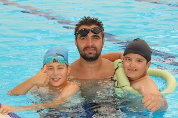 Elmalı ASFİM yaz yüzme kurslarına yoğun ilgi