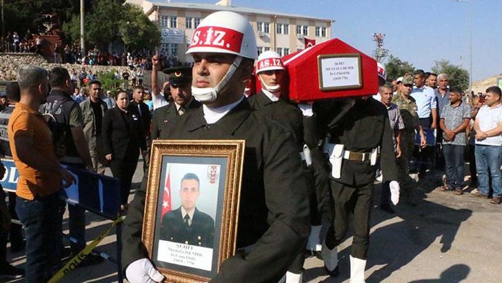 Uzman Onbaşı Mustafa Demir, son yolculuğuna uğurlandı