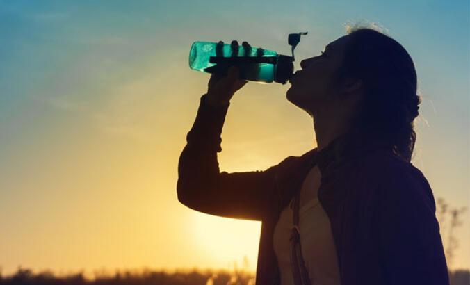 Uzm. Dyt. Aksu: Aşırı sıcaklarda dehidrasyon hayatı tehdit edebilir