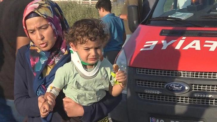 Babasının öldüğü kazada çikolatayla sakinleştirilen Uras Ege, taburcu oldu