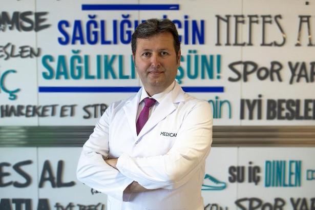 “Küçük kesi koroner by-pass ameliyatı ile komplikasyon riski azalıyor”