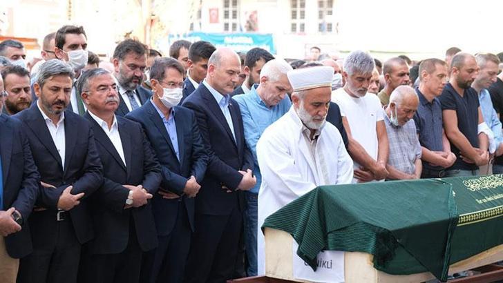 Nurettin Canikli’nin anne acısı