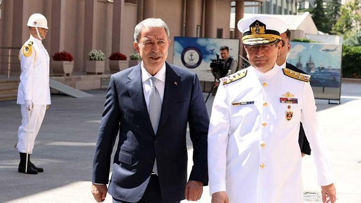 Deniz Kuvvetleri Komutanlığı'nda, devir teslim töreni gerçekleşti