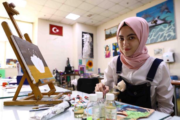 İşitme engelli Emine, yetenek sınavında 1'inci oldu