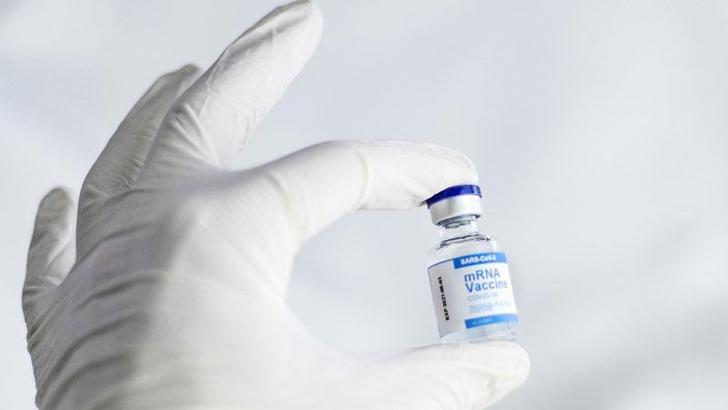 Moderna, BioNTech ve Pfizer’ı dava ettiğini açıkladı