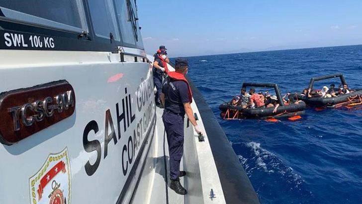 Sahil Güvenlik Komutanlığı: 1406 düzensiz göçmen ve 15 göçmen kaçakçısı yakalandı