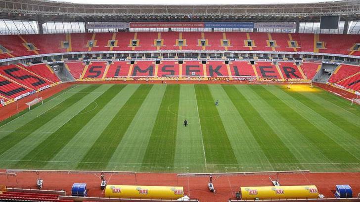 Konyaspor-Fenerbahçe maçına yoğun ilgi