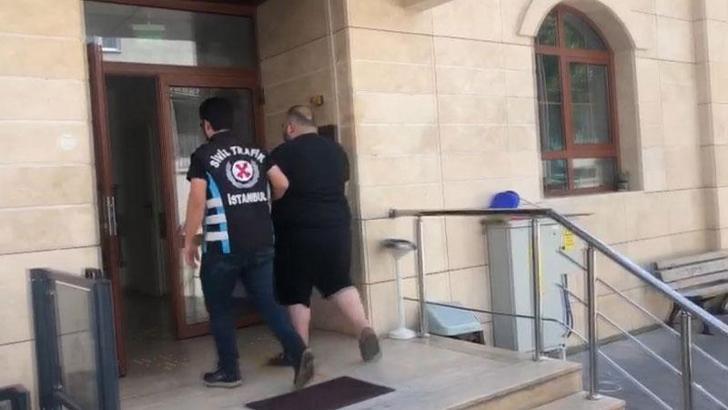 Bayrampaşa'da ambulansa yol vermeyen minibüs şoförüne ceza