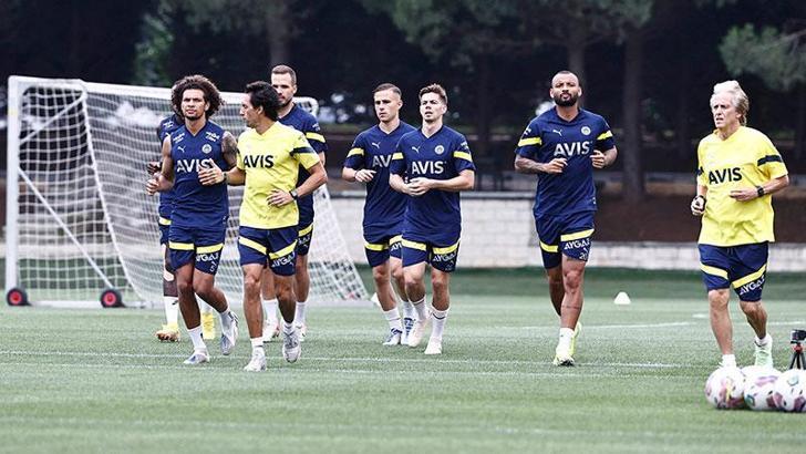 Fenerbahçe'de yabancı sayısı düşüyor