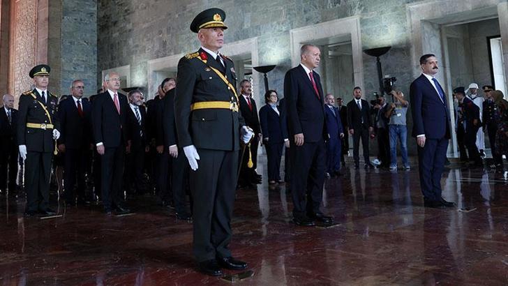 Anıtkabir'de '30 Ağustos' töreni