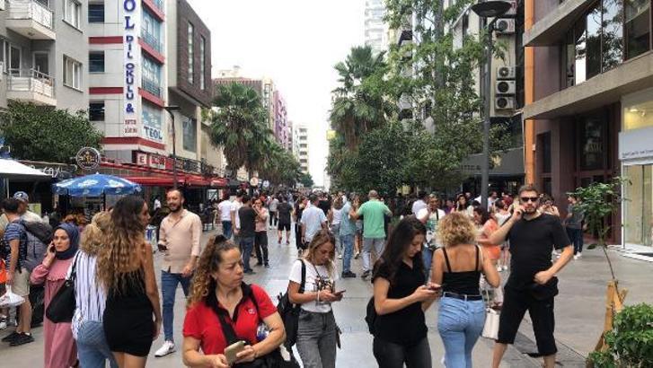 Kuşadası açıklarında 4.7 büyüklüğünde deprem (2)