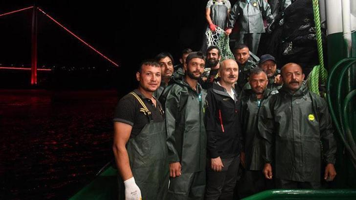 Bakan Karaismailoğlu balıkçılık sezonu açılışına katıldı