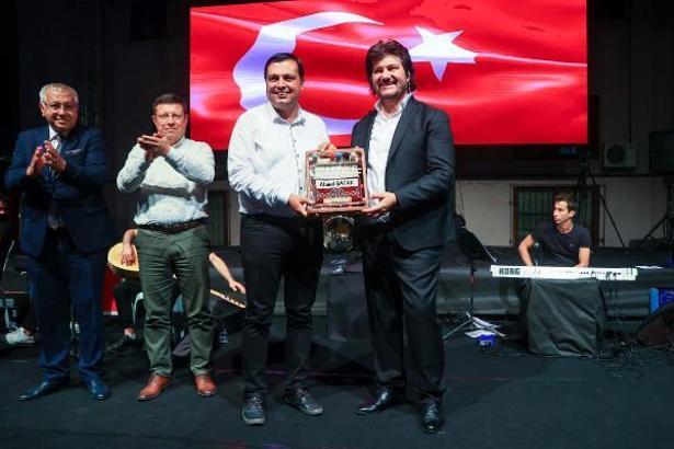 Uşak'ta 100. yıl kurtuluş konserleri başladı