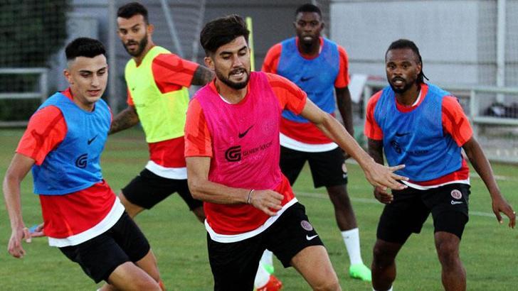 Antalyaspor'da Ömer Toprak ve Ndao, Kasımpaşa maçında yok