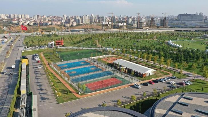 Başakşehir’de Millet Bahçesi Spor Parkı hizmete açıldı