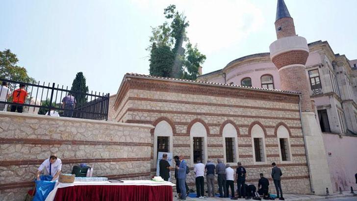 Yeniden yapılan Haydarhane Camii ibadete açıldı