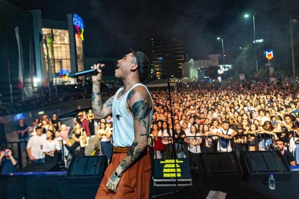 Can Bonomo sevenleriyle 'Yaz Konserleri’nde buluştu