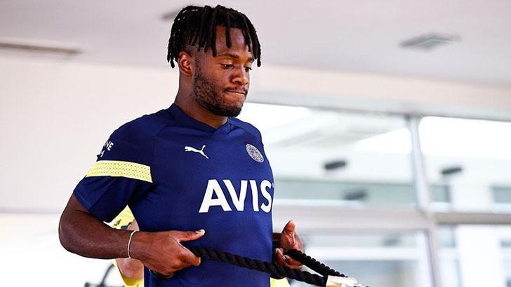 Batshuayi, özel program dahilinde çalışmalarına başladı