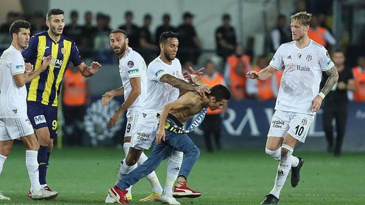 BeÅŸiktaÅŸ yönetimi, Josef De Souza'nın kırmızı kartının iptalini istiyor