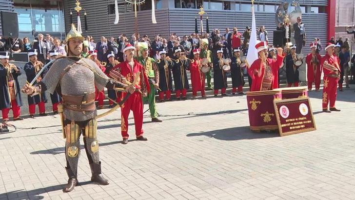 Polonya’da Mehteran Birliği’nin gösterisine yoğun ilgi