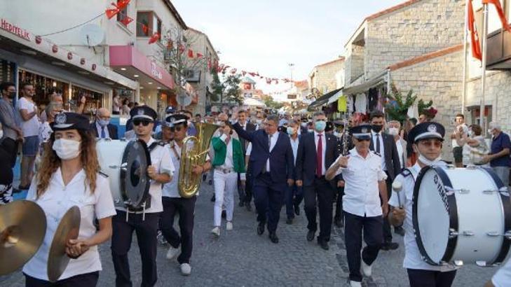 Çeşme ve Alaçatı'da kurtuluşun 100. yıl coşkusu