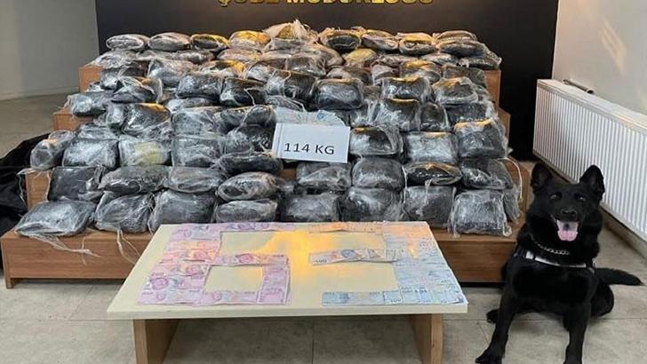 Polis durdurdu, kamyon kasasından 114 kilo uyuşturucu çıktı