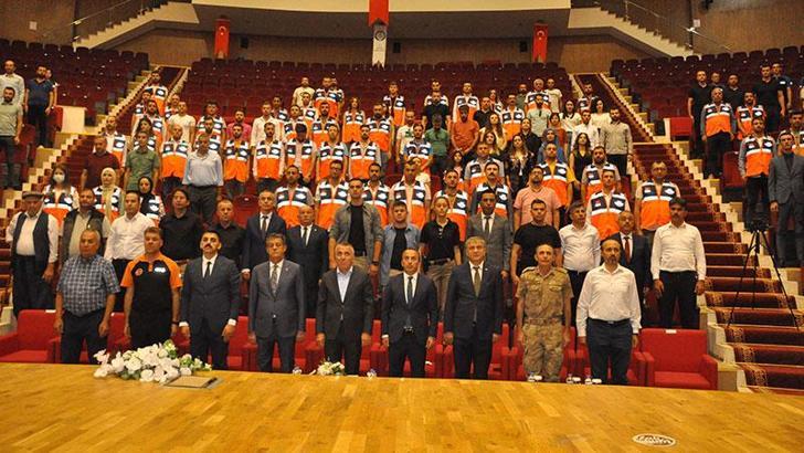 Şırnak'ta terör mağdurları 15 yıl sonra tapularına kavuştu