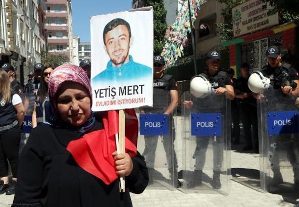 Evlat nöbetindeki anne: En çok istediğim şey, oğlumun asker elbisesi giymesiydi