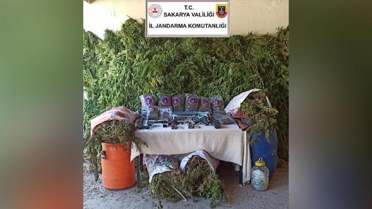 70 kilo esrar ele geçirildi; 3 gözaltı