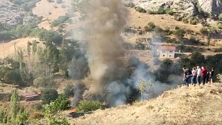 Tokat'ta 300 küçükbaş kapasiteli ağıl yangında kül oldu