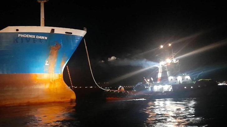 Çanakkale'de makine arızası yapan gemi için kurtarma çalışması başlatıldı
