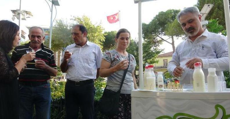 Deve sütünün kilosu 375, peyniri 1750 TL'den rafta yerini aldı