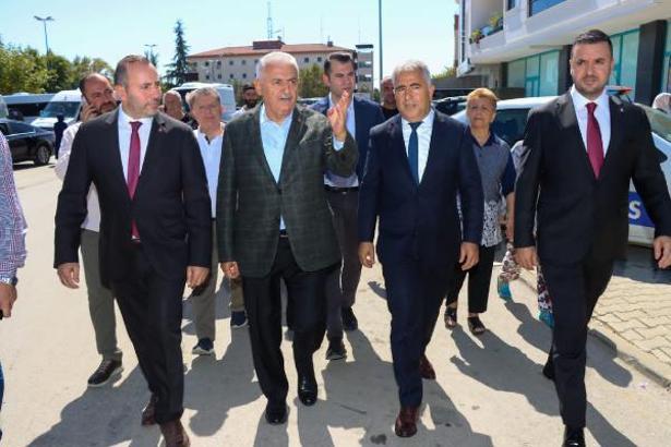 Binali Yıldırım, Yalova’da temaslarda bulundu