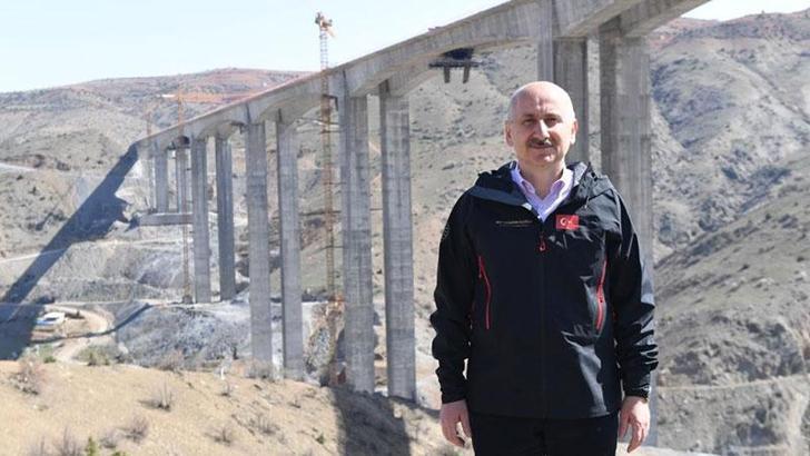 Bakan Karaismailoğlu: Eğiste Hadimi Viyadüğü ile seyahat süresi 20 dakika kısalacak