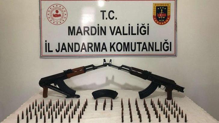 Durdurulan araçta silah ve mühimmat ele geçirildi