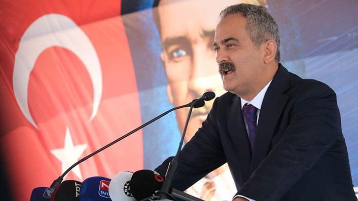 Bakan Özer: Yardımcı kaynakla ilgili problemi, eğitim sistemimizden köklü olarak kaldırdık