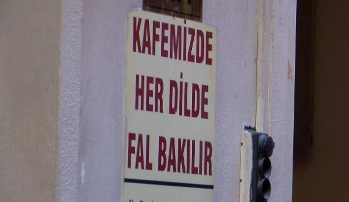 İstanbul'da "fal kafe" tartışması