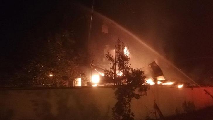 Tekirdağ’da yatak fabrikasında yangın