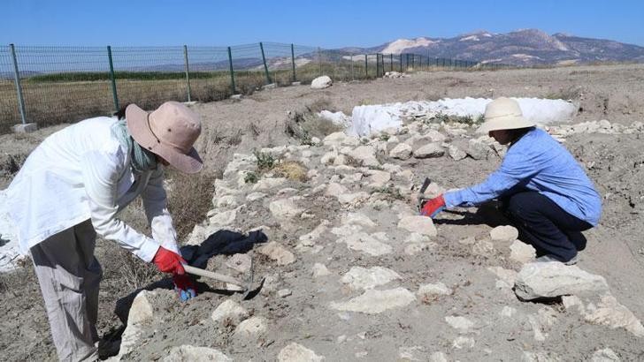Prof. Dr. Umurtak: Hacılar Büyük Höyük'te tapınak, saray ortaya çıkacağını düşünüyoruz