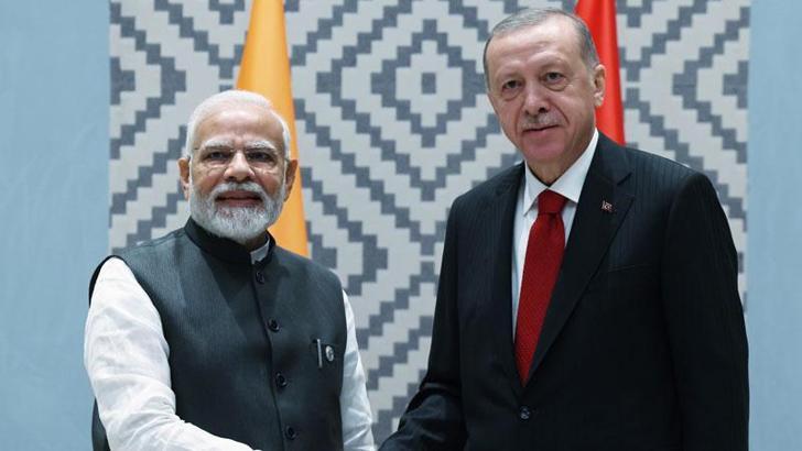 Cumhurbaşkanı Erdoğan, Hindistan Başbakanı Modi ile görüştü
