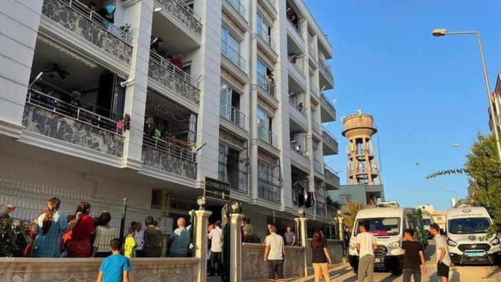 Üvey kızını tabancayla öldürüp, intihar etti