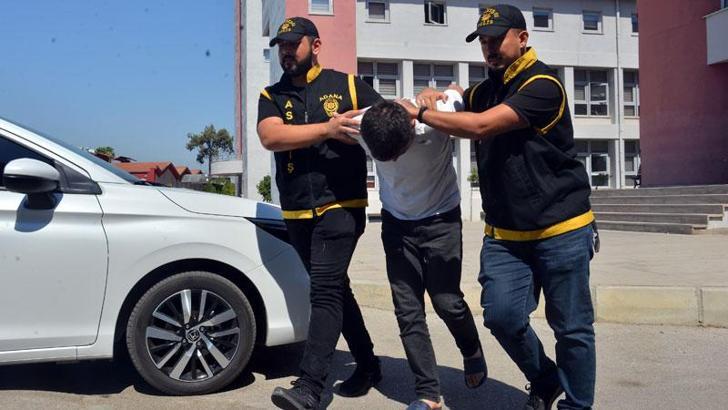 Akaryakıt istasyonunu soyan şüpheli, banyoda yakalandı