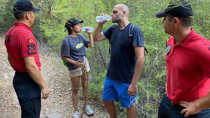 Doğa yürüyüşünde kaybolan 2 turist JAK ekiplerince bulundu