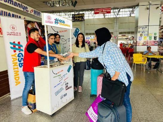 Osmaniye’de yeni üniversite öğrencileri otogarda karşılandı
