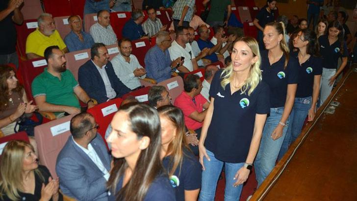 Çukurova'nın sultanlarından başarı sözü: Türk kadını için savaşacağız