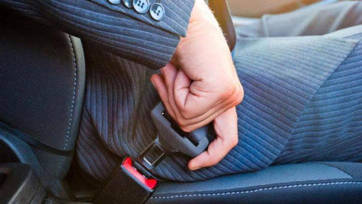 MEB'den sürücü adaylarına, emniyet kemeri simülasyon eğitimi