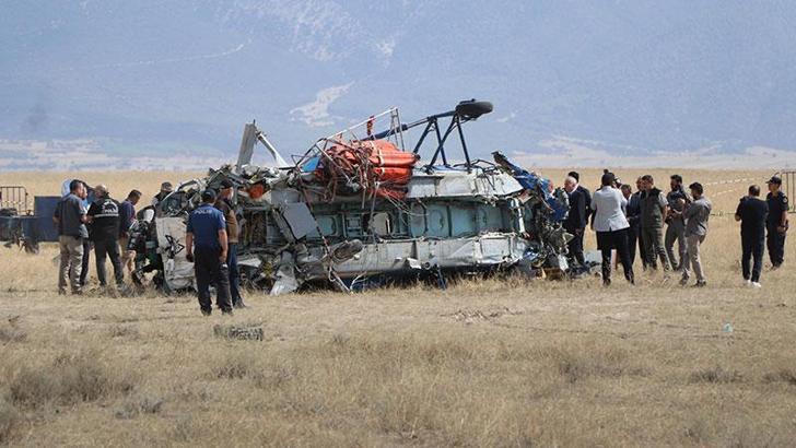 Denizli'de düşen helikopterde kaza kırım incelemesi sürdürülüyor