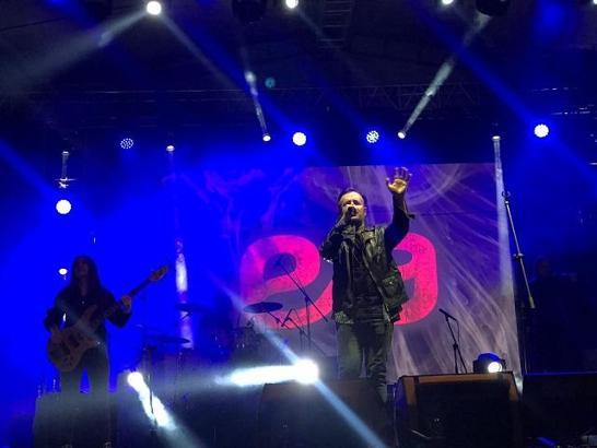 Sultangazi’de şarkıcı Emre Aydın sahne aldı