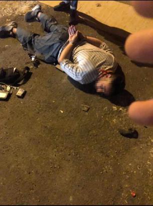 Mersin'de lüks araç ile polisevine saldırı: 2 polis yaralı (4)- Yeniden