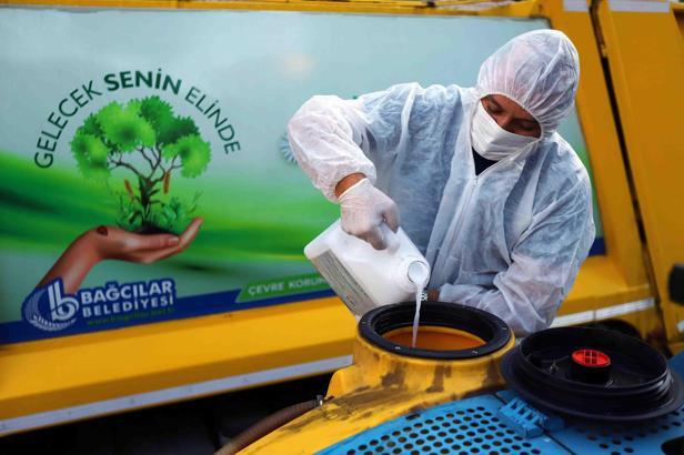 Bağcılar Belediyesi'nden 'Aedes' cinsi sivrisineklere karşı mücadele